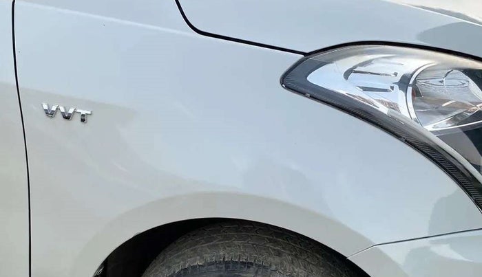 2015 Maruti Swift Dzire VXI, Petrol, Manual, 73,314 km, Right fender - Slightly dented