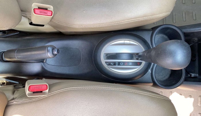2013 Honda Brio VX AT, Petrol, Automatic, 73,299 km, Gear Lever