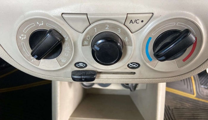 2020 Maruti Alto VXI PLUS, Petrol, Manual, 25,483 km, AC Unit - Directional switch has minor damage