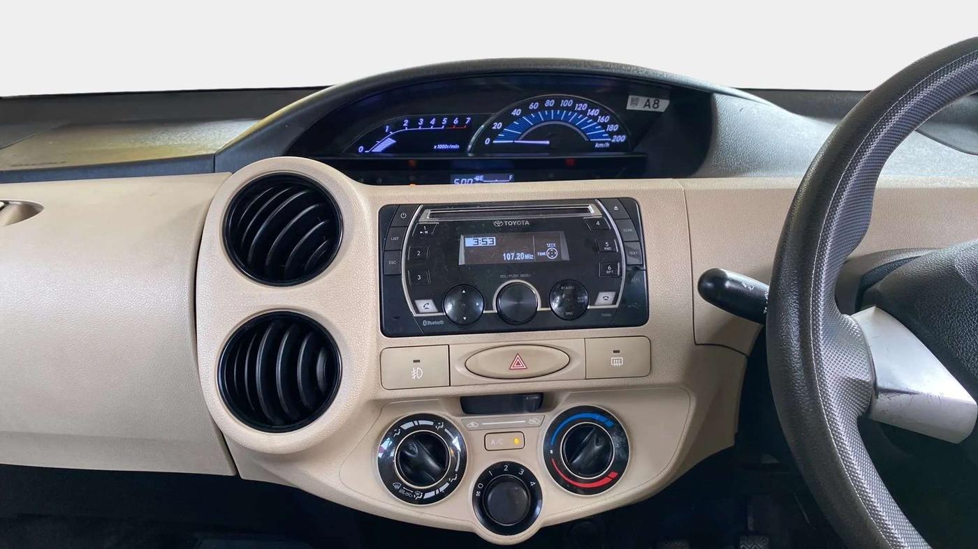 2017 Toyota Etios VD PLATINUM, Diesel, Manual, 75,215 km, Air Conditioner