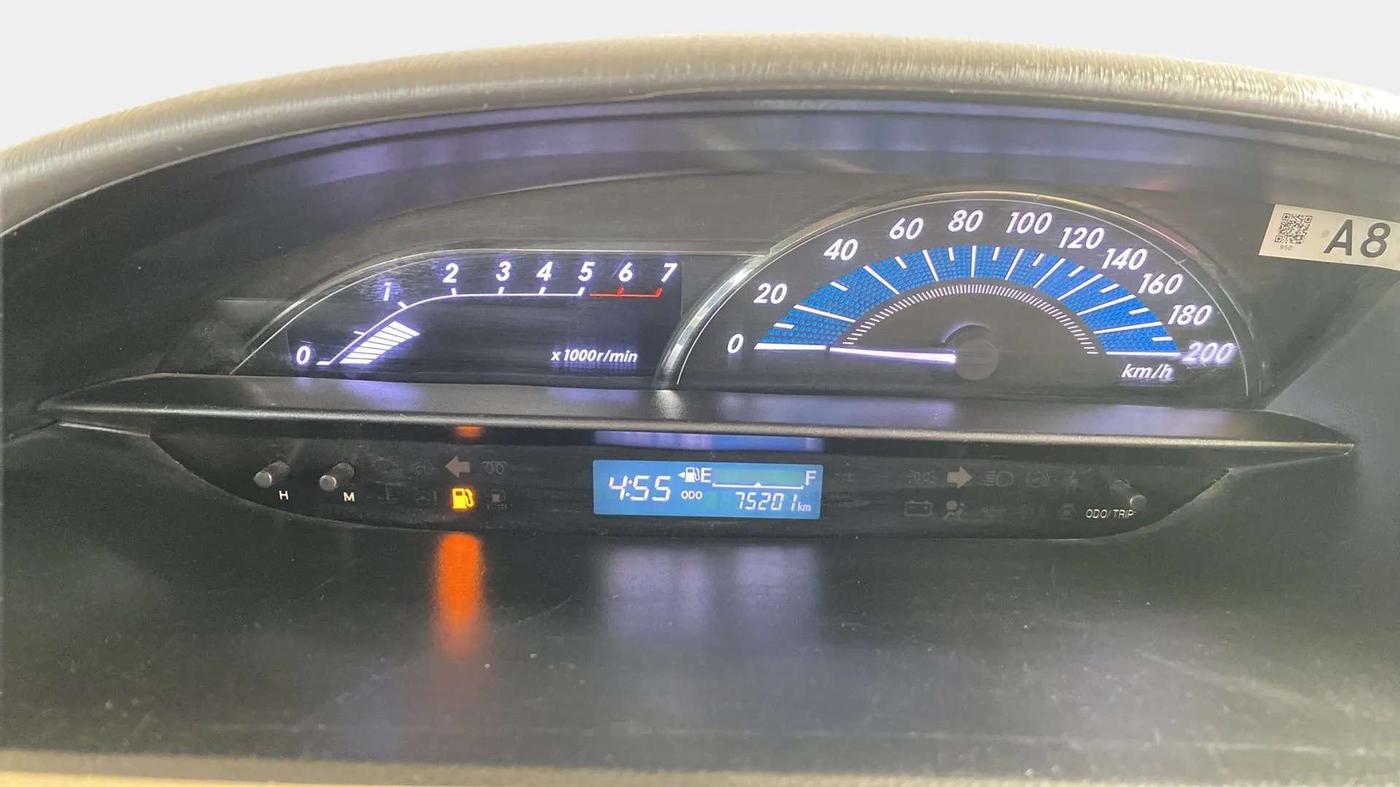 2017 Toyota Etios VD PLATINUM, Diesel, Manual, 75,215 km, Odometer Image