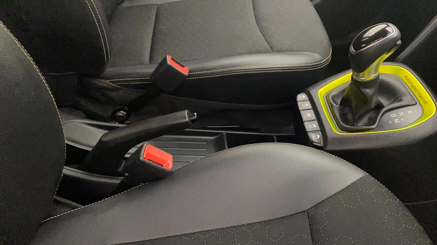 2019 Hyundai NEW SANTRO MAGNA AMT, Petrol, Automatic, 38,517 km, Gear Lever