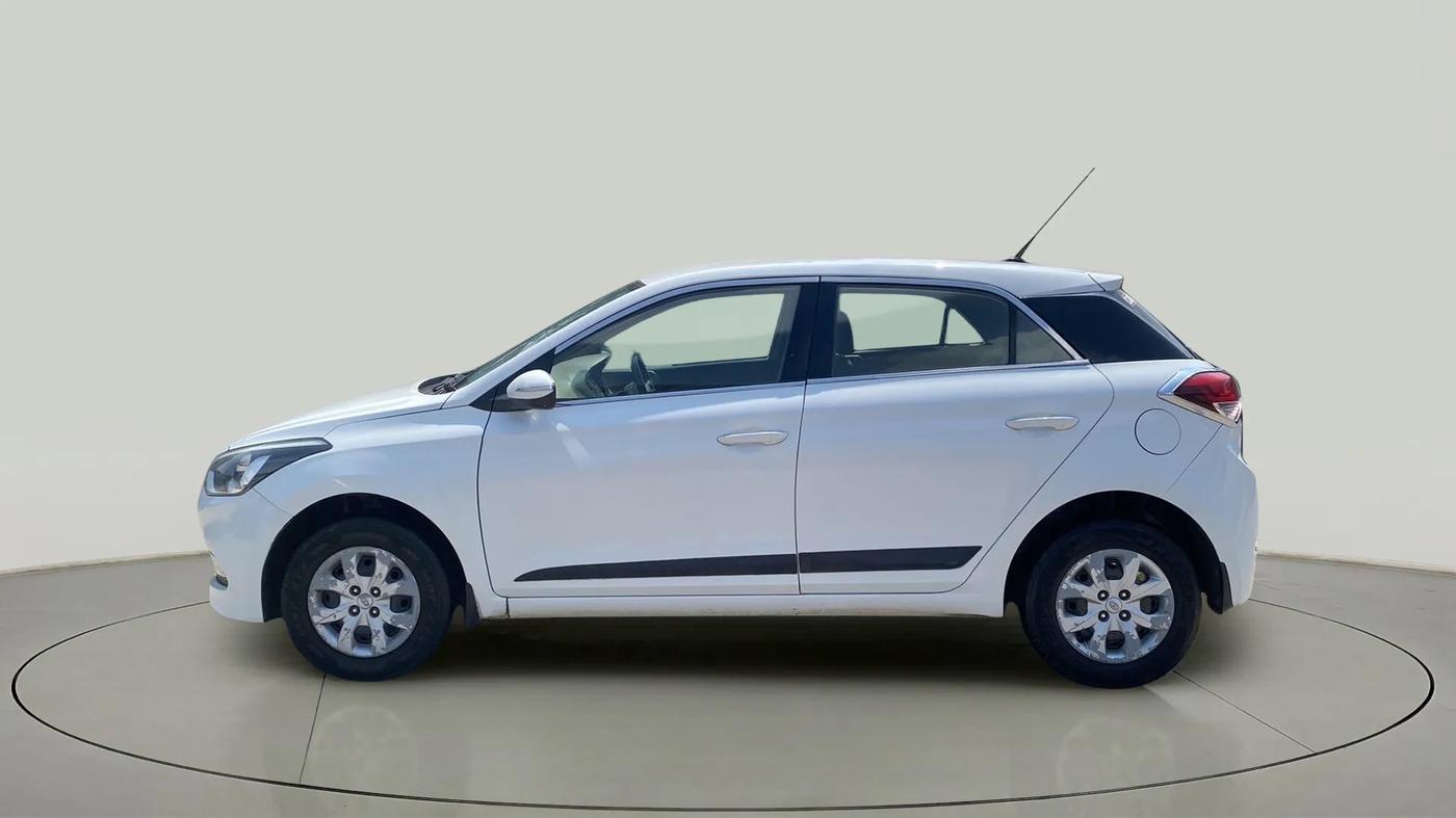2016 Hyundai Elite i20 SPORTZ 1.2, Petrol, Manual, 1,04,408 km, Left Side