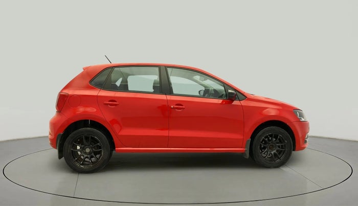 2016 Volkswagen Polo COMFORTLINE 1.2L, Petrol, Manual, 64,738 km, Right Side View
