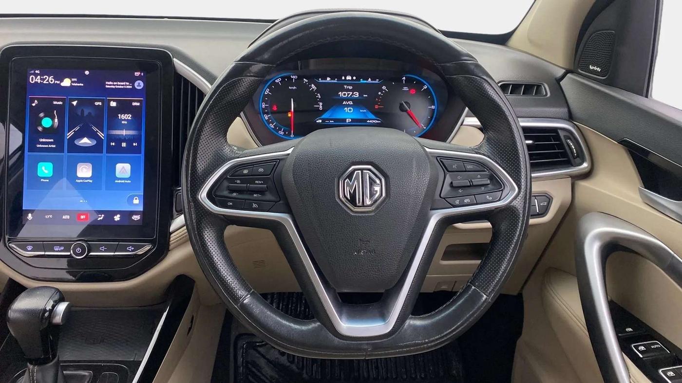 2021 MG HECTOR SHARP 1.5 PETROL CVT, Petrol, Automatic, 44,009 km, Steering Wheel Close Up