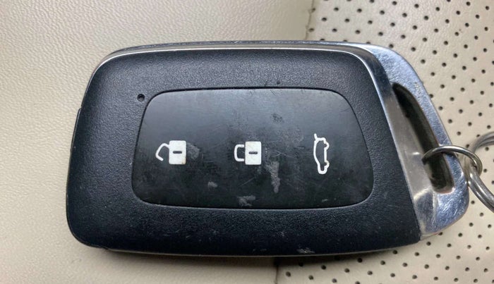 2021 MG HECTOR SHARP 1.5 PETROL CVT, Petrol, Automatic, 44,009 km, Key Close Up