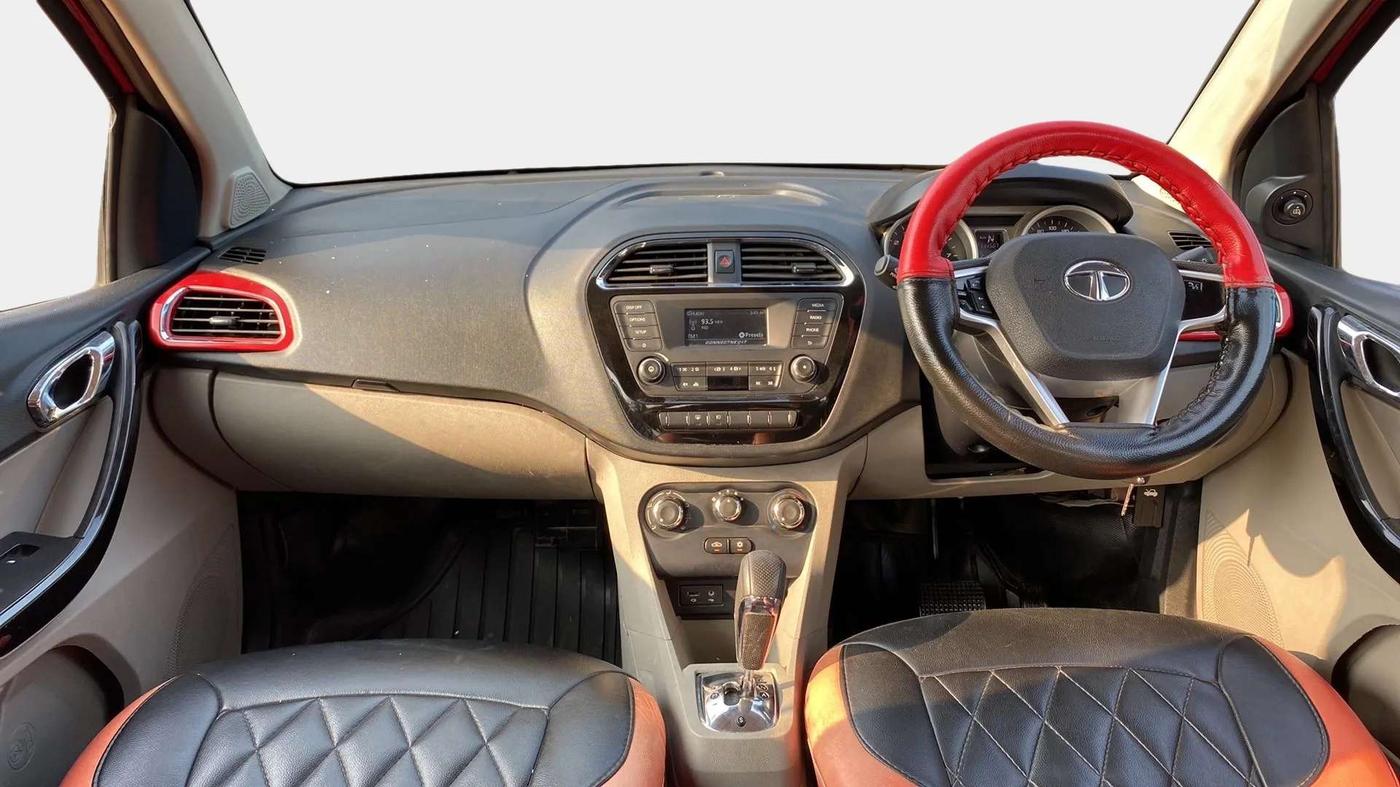 2017 Tata Tiago XZA PETROL, Petrol, Automatic, 1,14,543 km, Dashboard