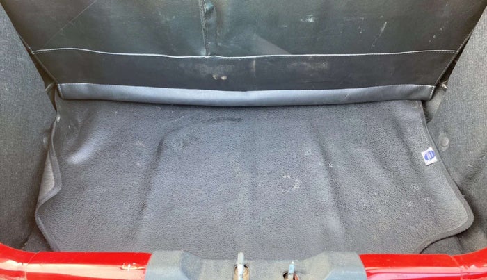 2017 Tata Tiago XZA PETROL, Petrol, Automatic, 1,14,543 km, Boot Inside