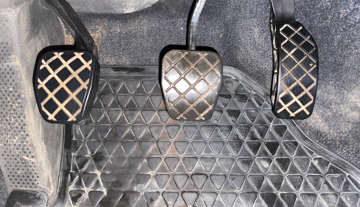 2018 Volkswagen Polo COMFORTLINE 1.0L MPI, Petrol, Manual, 35,576 km, Pedals