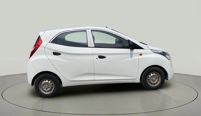 2017 Hyundai Eon ERA +, Petrol, Manual, 35,055 km, Right Side