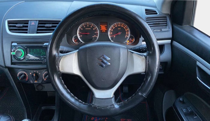 2014 Maruti Swift VXI, Petrol, Manual, 1,05,806 km, Steering Wheel Close Up