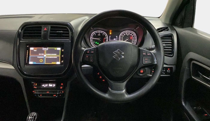 2016 Maruti Vitara Brezza ZDI PLUS DUAL TONE, Diesel, Manual, 74,939 km, Steering Wheel Close Up