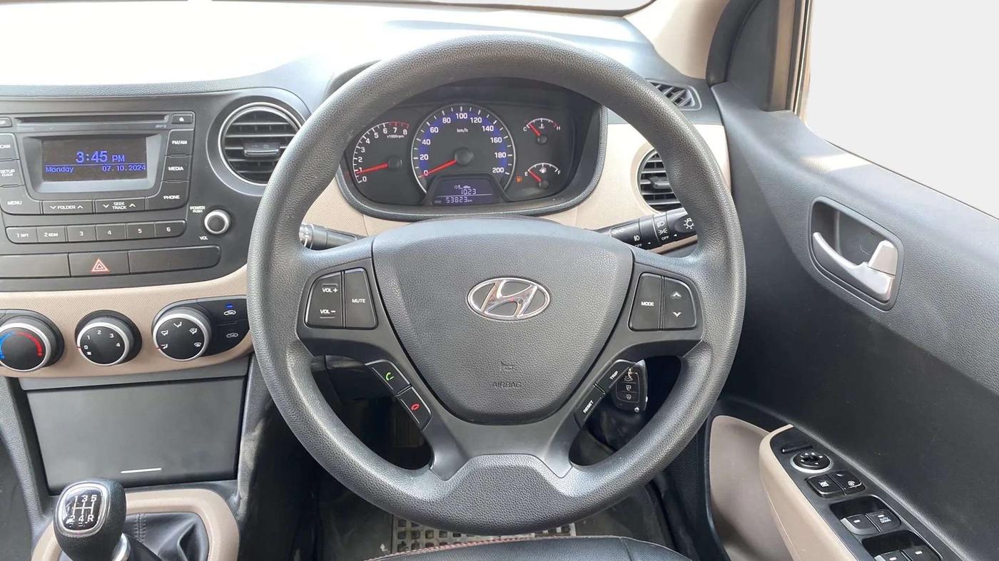 2016 Hyundai Xcent SX 1.2, Petrol, Manual, 53,859 km, Steering Wheel Close Up