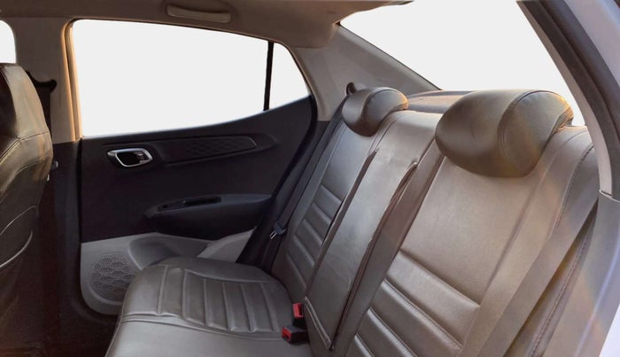 2021 Hyundai AURA SX PLUS 1.2 AMT, Petrol, Automatic, 43,913 km, Right Side Rear Door Cabin