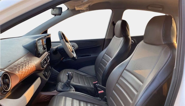 2021 Hyundai AURA SX PLUS 1.2 AMT, Petrol, Automatic, 43,913 km, Right Side Front Door Cabin