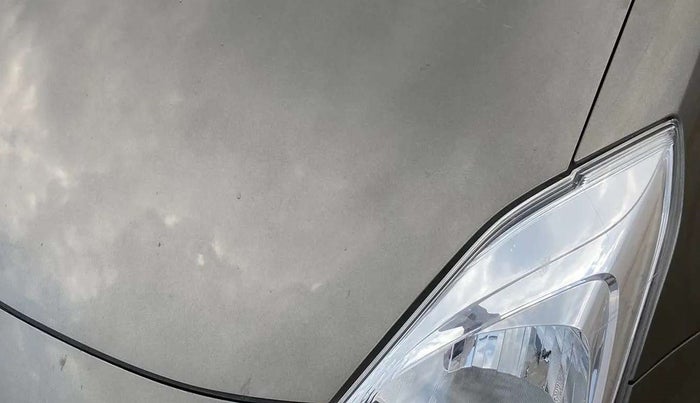 2021 Maruti Swift VXI, Petrol, Manual, 39,772 km, Bonnet (hood) - Minor scratches