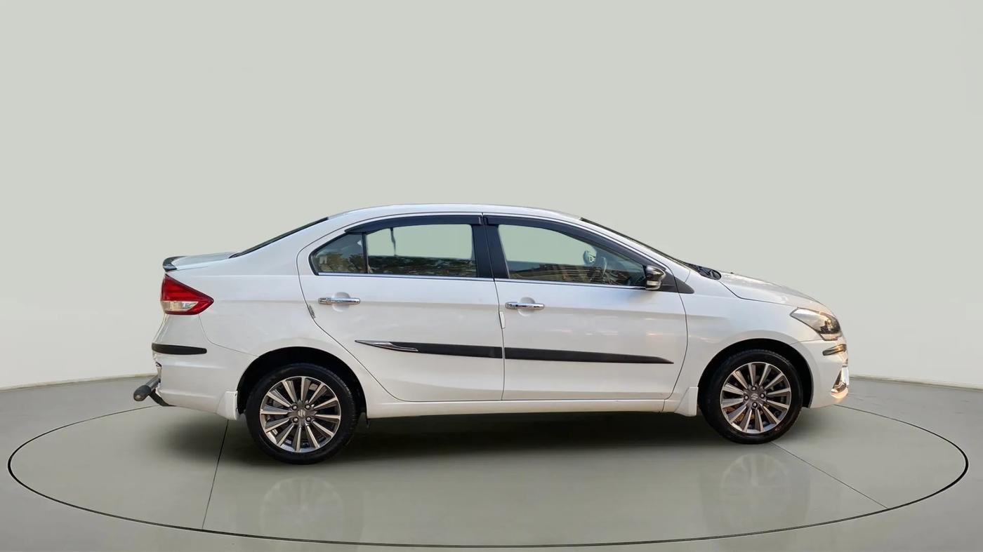 2021 Maruti Ciaz ALPHA 1.5 SHVS PETROL, Petrol, Manual, 19,811 km, Right Side View