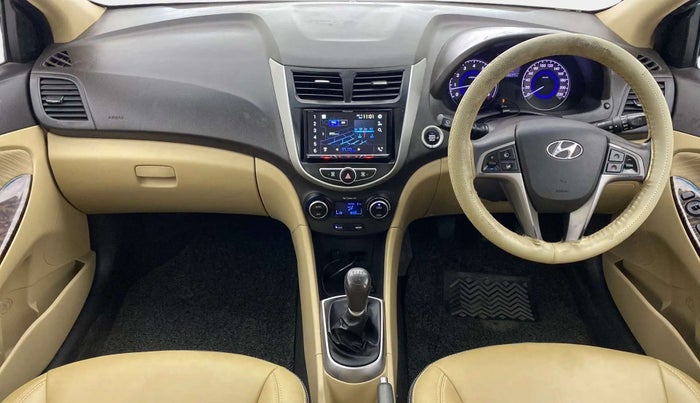 2015 Hyundai Verna FLUIDIC 4S 1.6 VTVT S(O), Petrol, Manual, 68,729 km, Dashboard