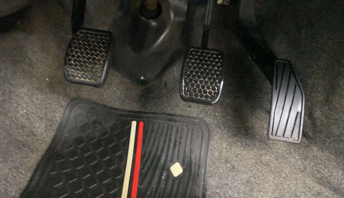 2018 Maruti Alto 800 LXI CNG, CNG, Manual, 66,376 km, Pedals