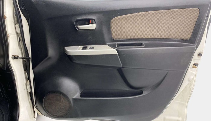 2014 Maruti Wagon R 1.0 LXI, Petrol, Manual, 49,250 km, Driver Side Door Panels Control