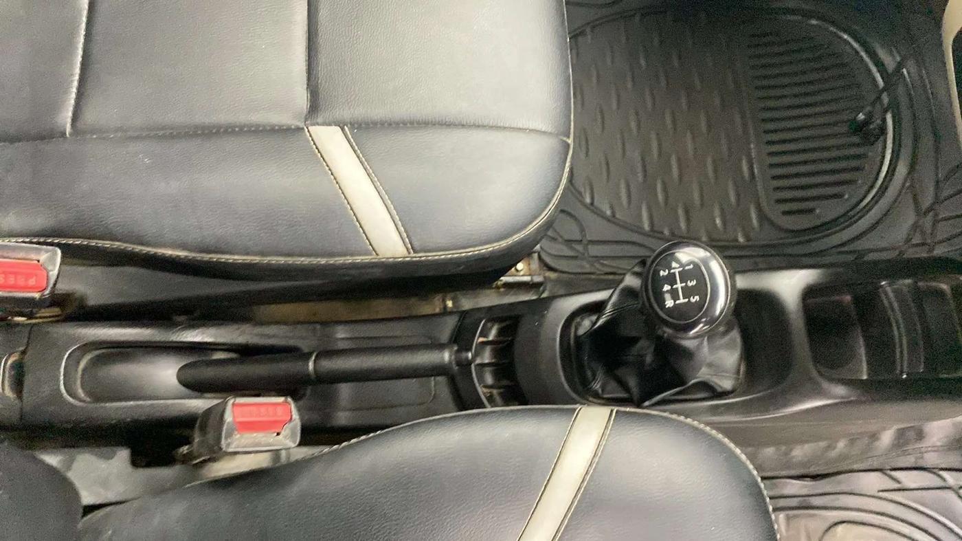 2014 Maruti Wagon R 1.0 LXI, Petrol, Manual, 49,250 km, Gear Lever