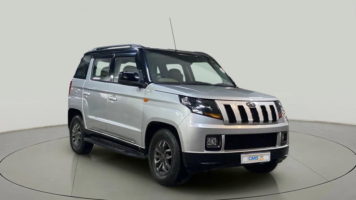 2018 Mahindra TUV300 T10 DUAL TONE, Diesel, Manual, 67,348 km, SRP