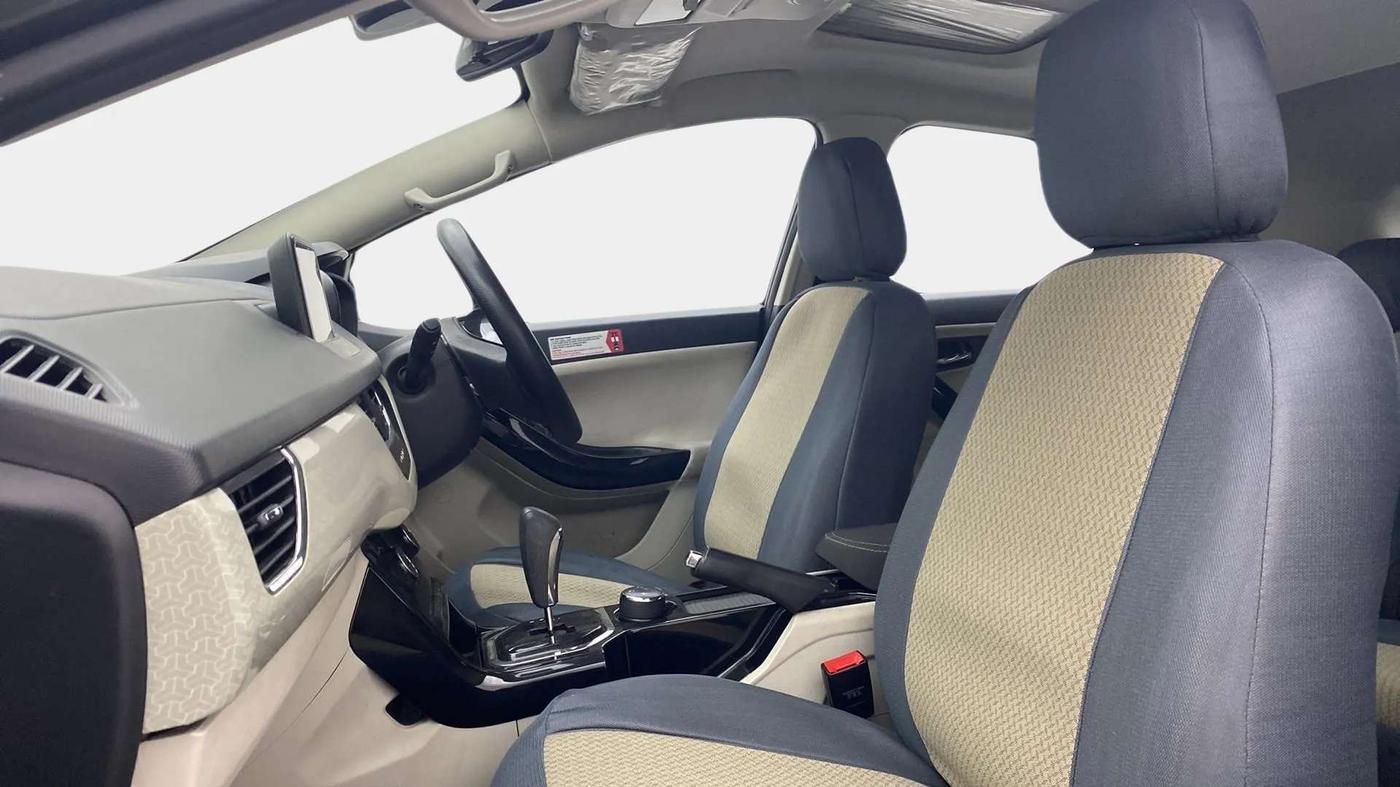 2021 Tata NEXON XZA PLUS (O) DIESEL, Diesel, Automatic, 58,249 km, Right Side Front Door Cabin