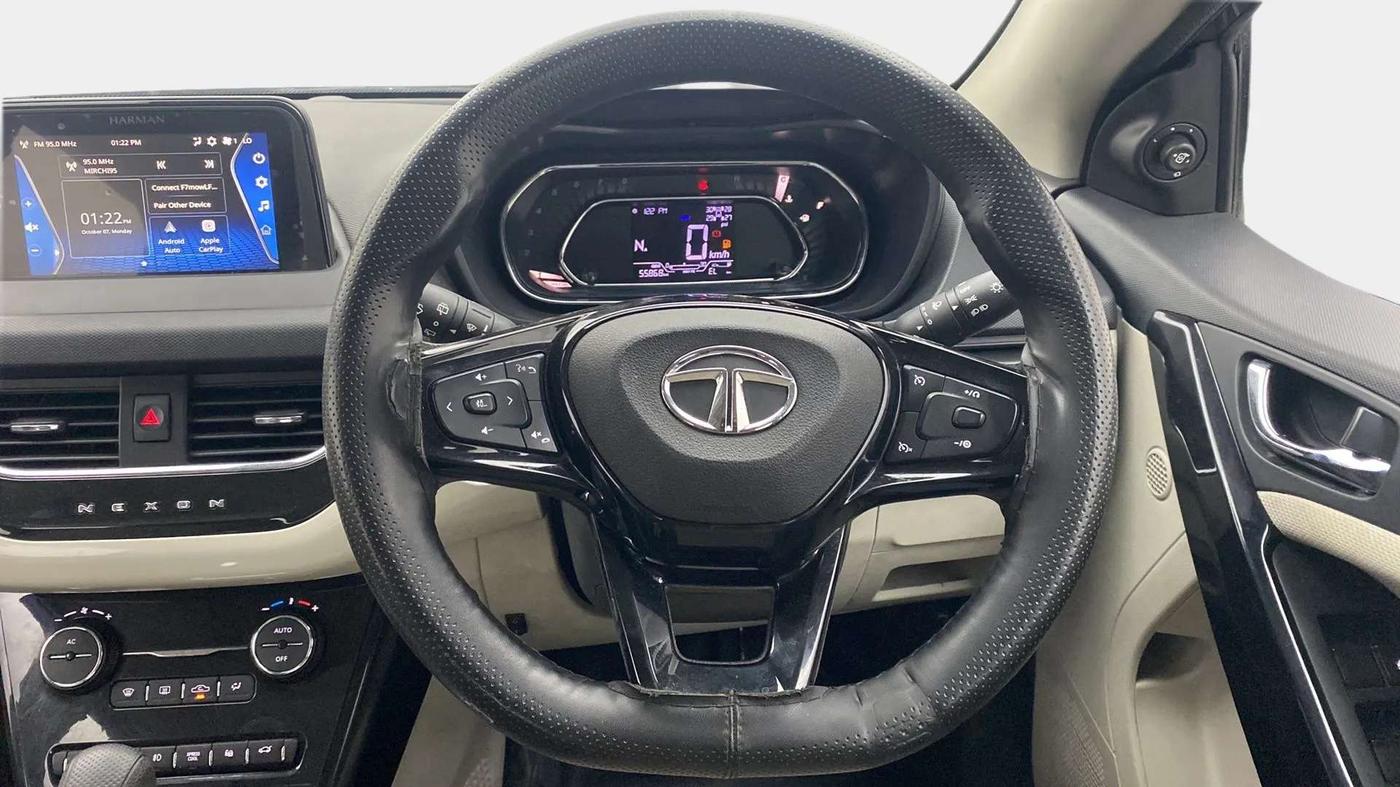 2021 Tata NEXON XZA PLUS (O) DIESEL, Diesel, Automatic, 58,249 km, Steering Wheel Close Up