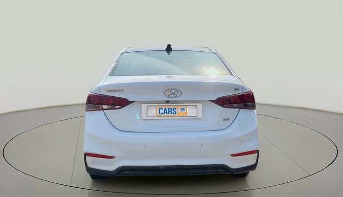 2019 Hyundai Verna 1.6 VTVT SX, Petrol, Manual, 31,414 km, Back/Rear