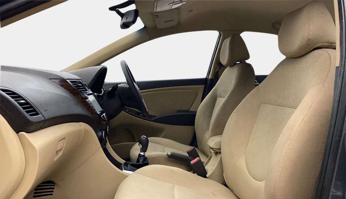 2016 Hyundai Verna 1.6 VTVT SX, Petrol, Manual, 84,604 km, Right Side Front Door Cabin