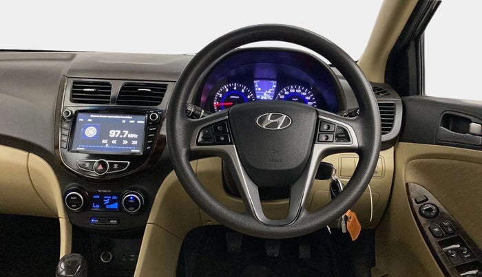 2016 Hyundai Verna 1.6 VTVT SX, Petrol, Manual, 84,604 km, Steering Wheel Close Up