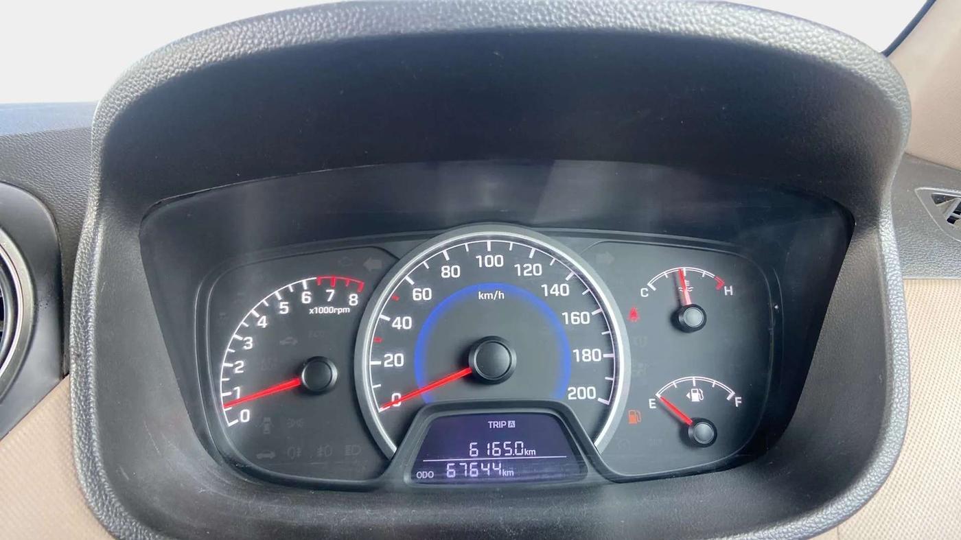 2017 Hyundai Grand i10 MAGNA 1.2 KAPPA VTVT, Petrol, Manual, 67,617 km, Odometer Image