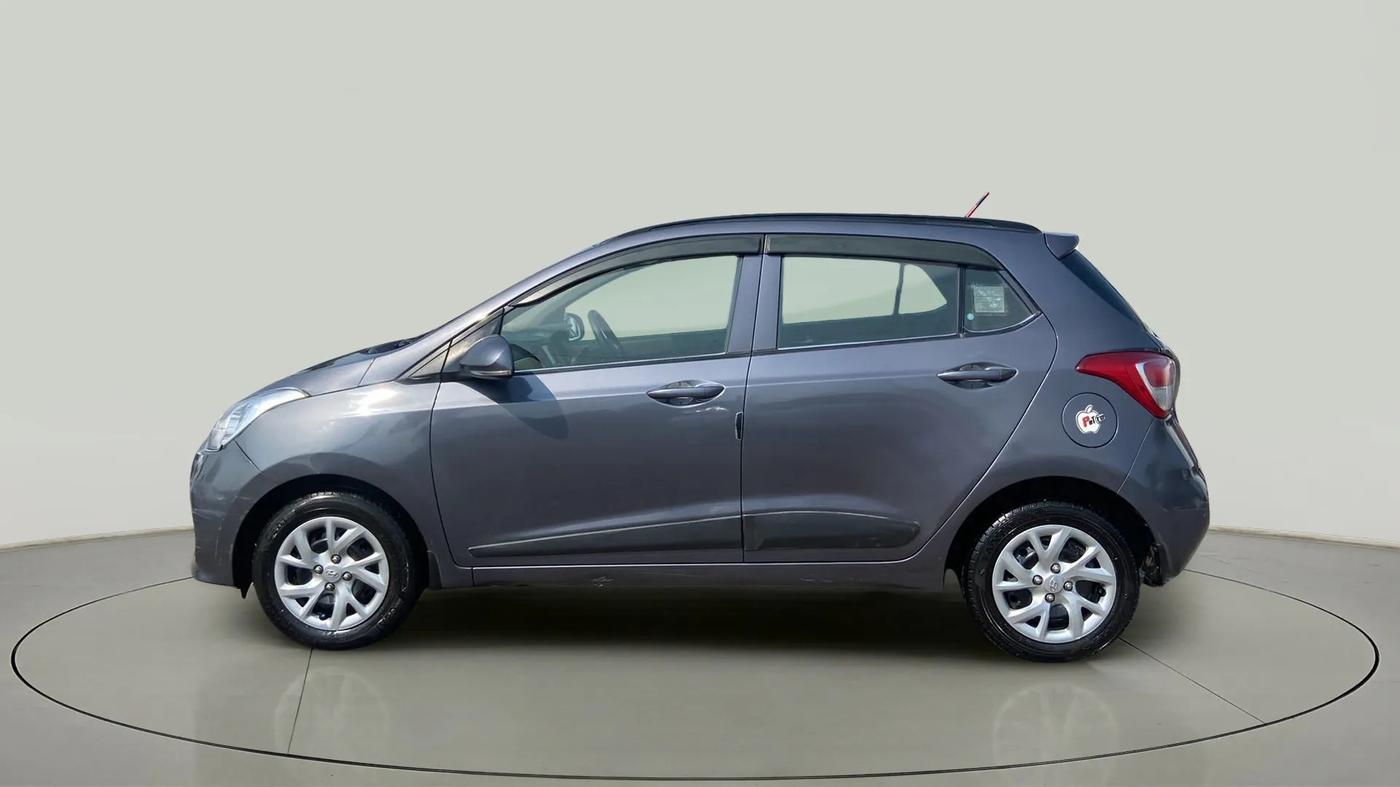 2017 Hyundai Grand i10 SPORTZ (O) 1.2 KAPPA VTVT, Petrol, Manual, 47,301 km, Left Side
