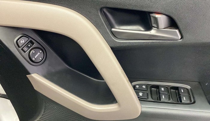 2017 Hyundai Creta SX PLUS AT 1.6 PETROL, Petrol, Automatic, 56,307 km, Driver Side Door Panels Control