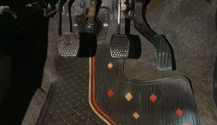 2018 Maruti Alto K10 VXI, Petrol, Manual, 22,598 km, Pedals