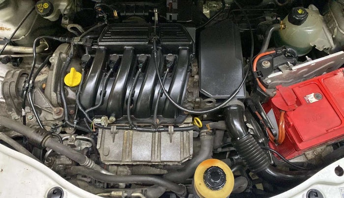 2014 Renault Duster RXL PETROL, Petrol, Manual, 18,717 km, Open Bonet