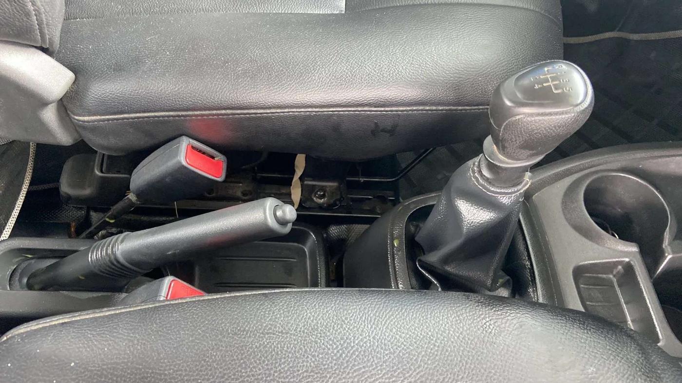 2018 Datsun Redi Go A, Petrol, Manual, 26,429 km, Gear Lever