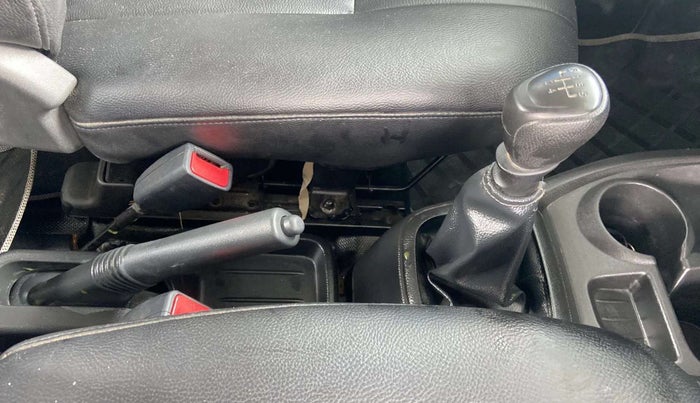 2018 Datsun Redi Go A, Petrol, Manual, 26,429 km, Gear Lever