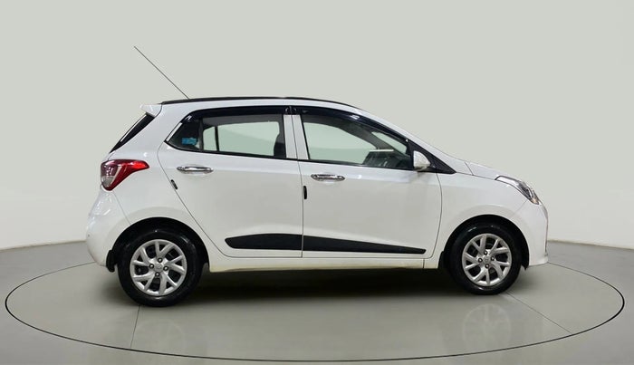 2018 Hyundai Grand i10 SPORTZ 1.2 KAPPA VTVT, Petrol, Manual, 63,697 km, Right Side View