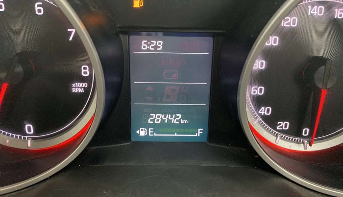 2023 Maruti Swift VXI, Petrol, Manual, 28,400 km, Odometer Image