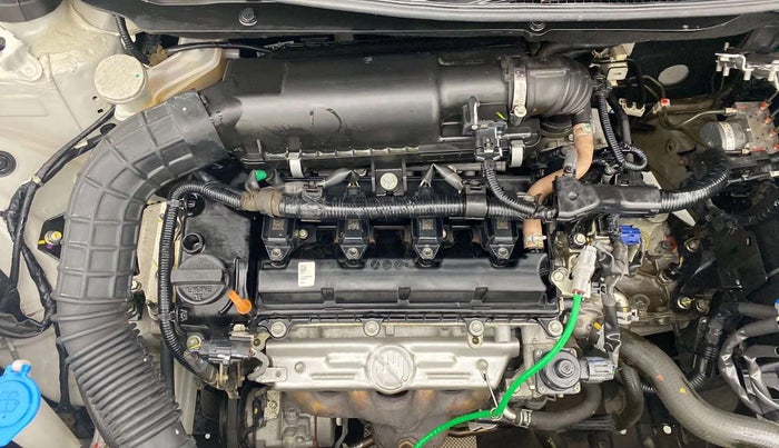 2023 Maruti Swift VXI, Petrol, Manual, 28,400 km, Open Bonet