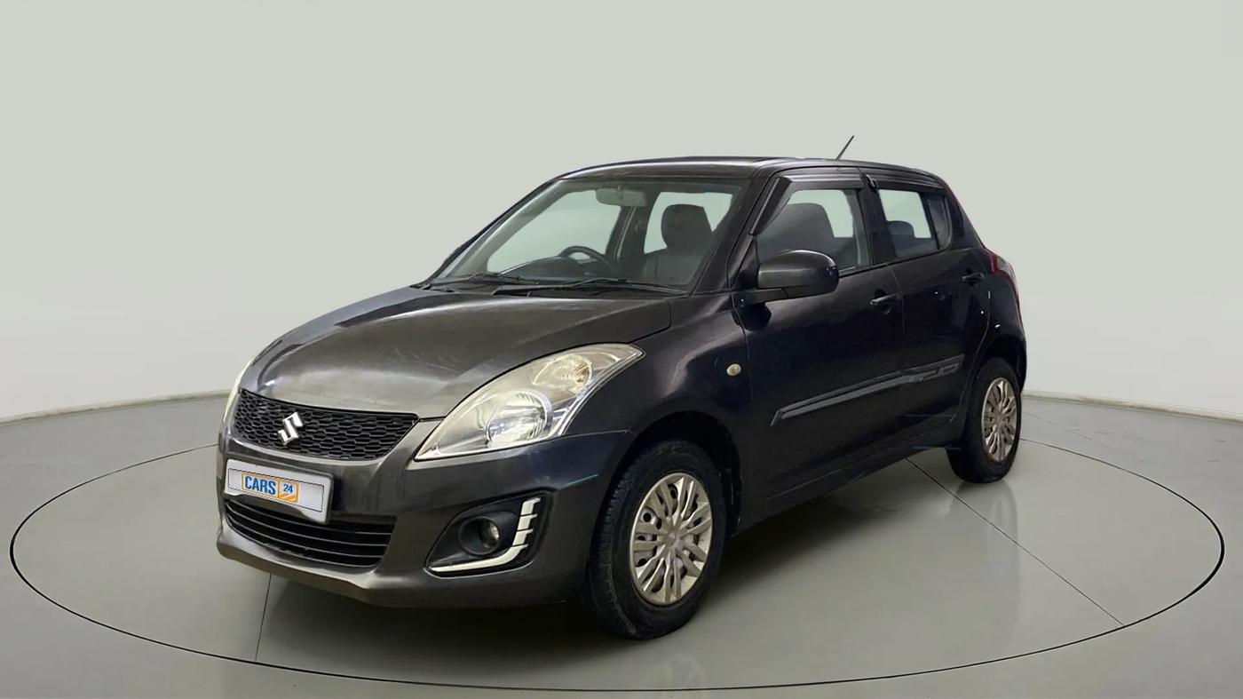 2017 Maruti Swift LXI (O), Petrol, Manual, 72,798 km, Left Front Diagonal