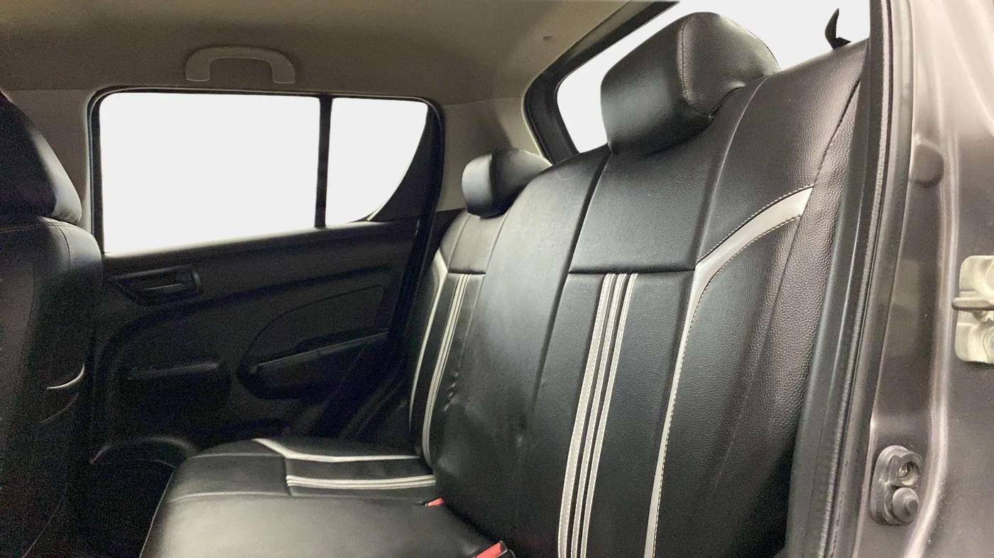 2017 Maruti Swift LXI (O), Petrol, Manual, 72,798 km, Right Side Rear Door Cabin