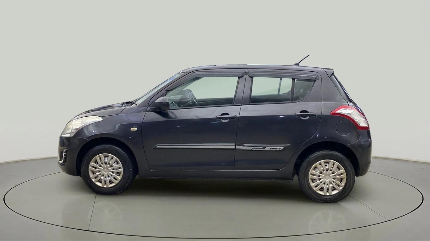2017 Maruti Swift LXI (O), Petrol, Manual, 72,798 km, Left Side