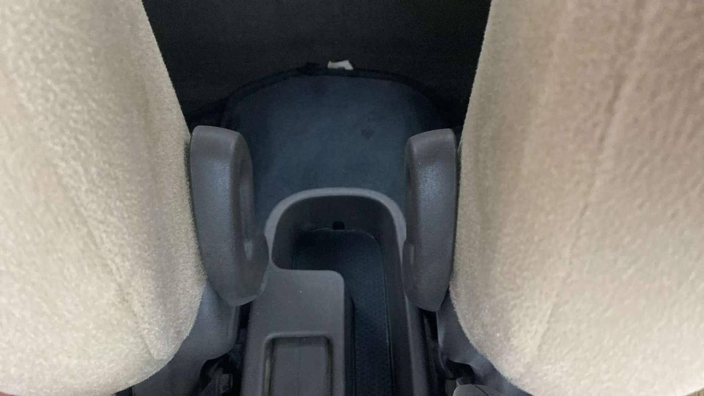 2013 Hyundai i10 MAGNA 1.1, Petrol, Manual, 56,647 km, Driver Side Adjustment Panel