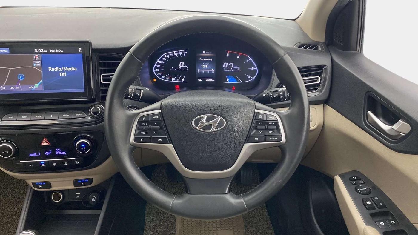 2020 Hyundai Verna SX (O) 1.5 CRDI, Diesel, Manual, 43,430 km, Steering Wheel Close Up
