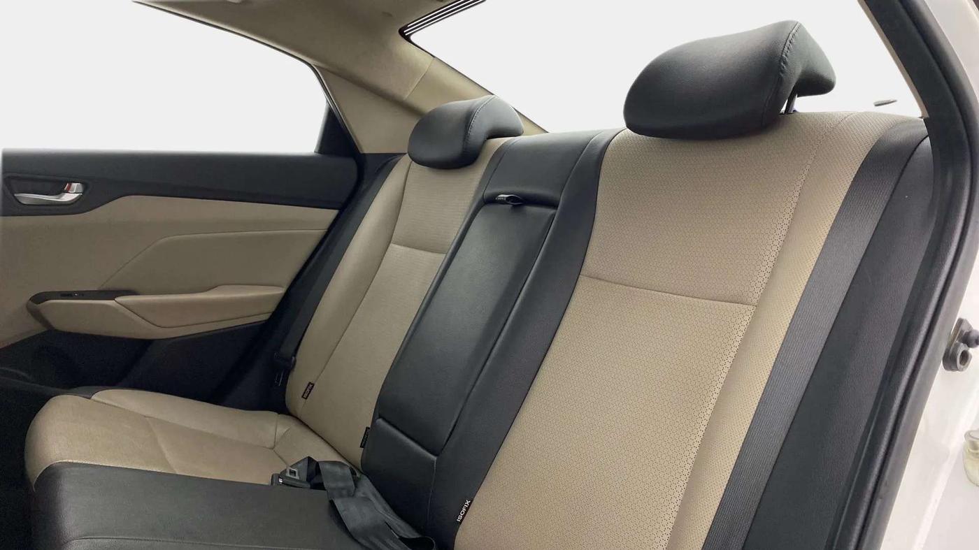 2020 Hyundai Verna SX (O) 1.5 CRDI, Diesel, Manual, 43,430 km, Right Side Rear Door Cabin