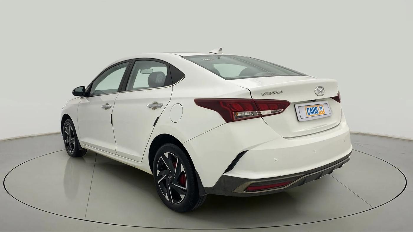 2020 Hyundai Verna SX (O) 1.5 CRDI, Diesel, Manual, 43,430 km, Left Back Diagonal