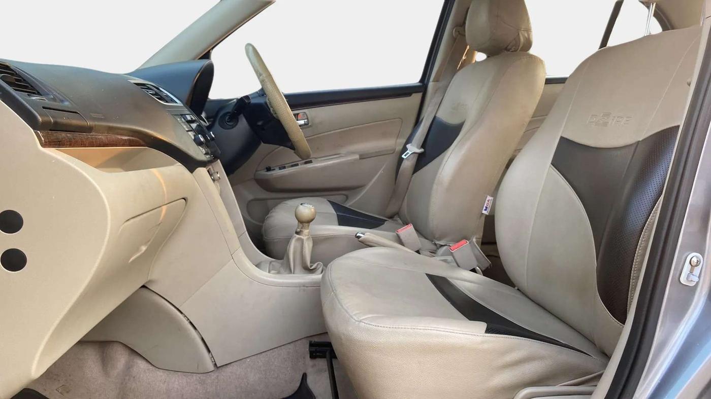 2014 Maruti Swift Dzire ZXI, Petrol, Manual, 74,594 km, Right Side Front Door Cabin