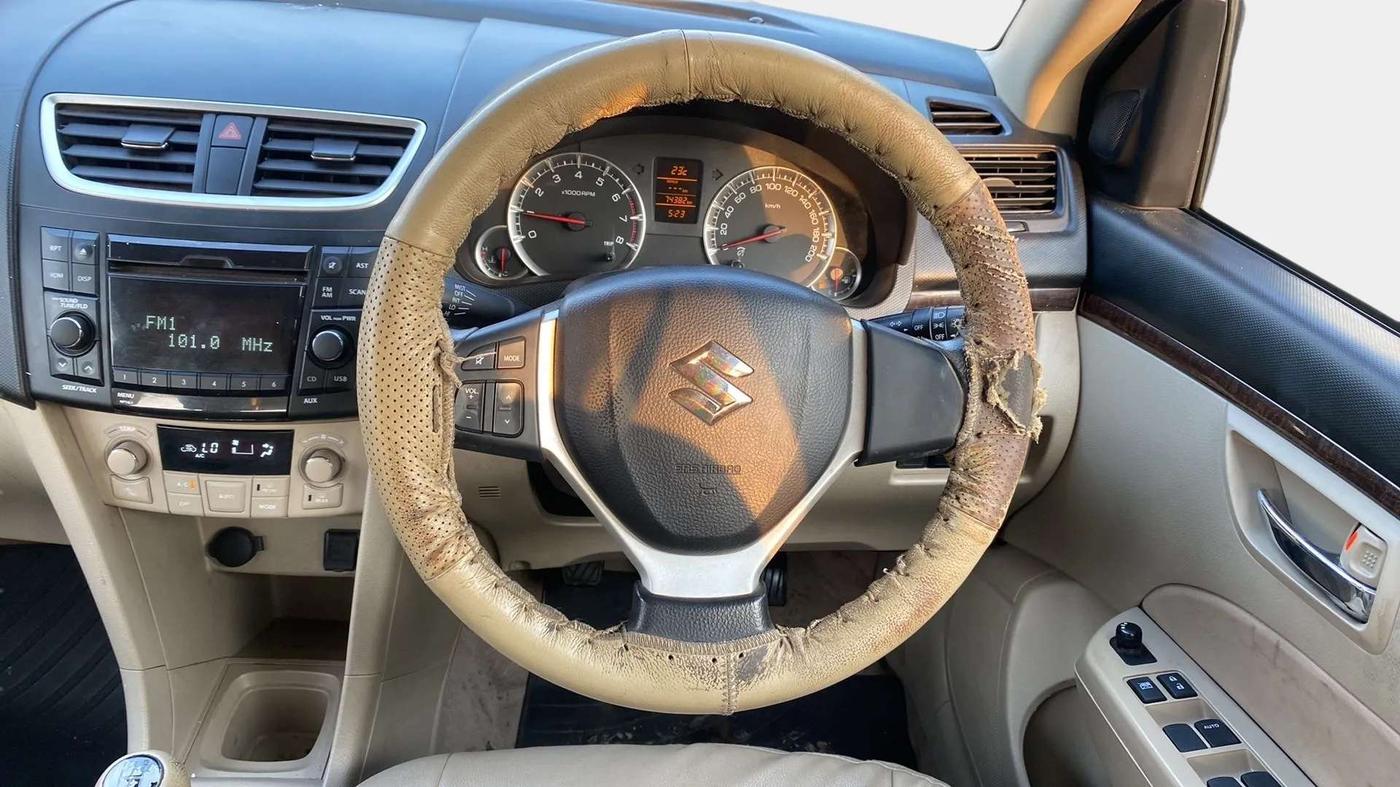 2014 Maruti Swift Dzire ZXI, Petrol, Manual, 74,594 km, Steering Wheel Close Up